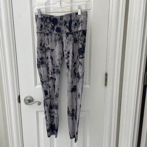 Lulu Lemon Fast and Free Grey and Black Tie Dye Leggings